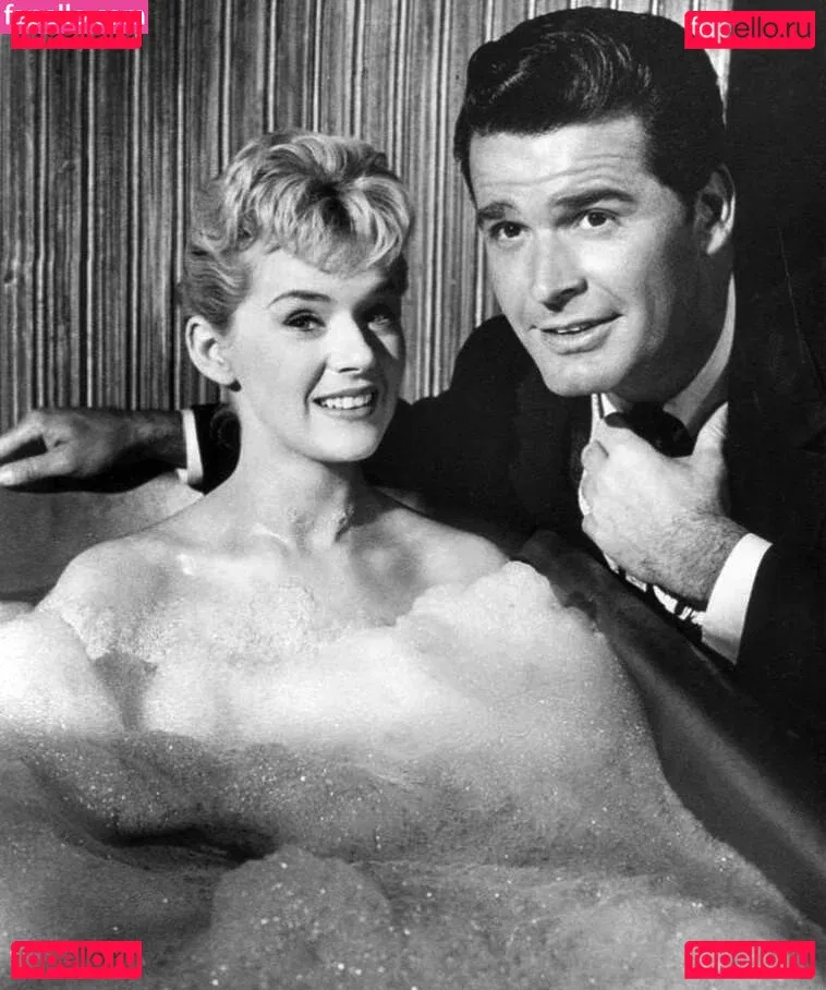 Connie Stevens Onlyfans Photo Gallery 