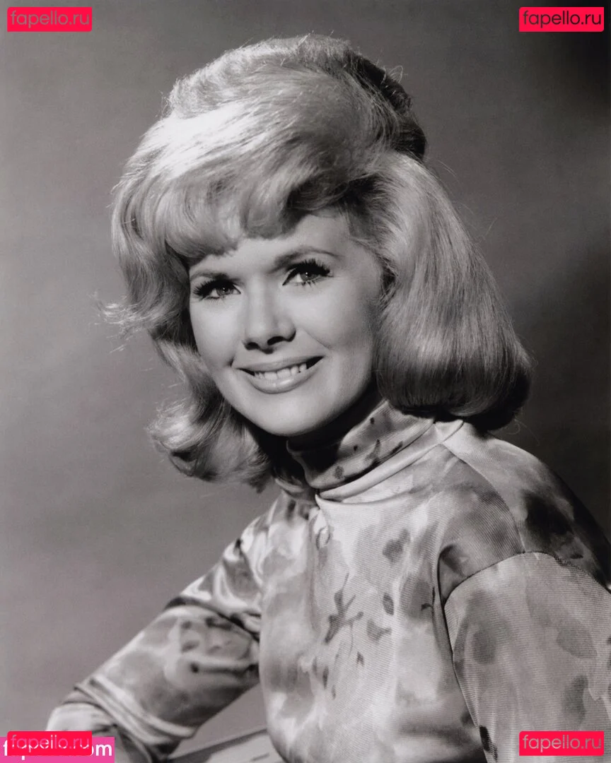 Connie Stevens Onlyfans Photo Gallery 