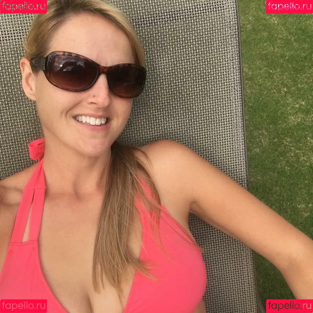 HealthyHappyFitandProud Onlyfans Photo Gallery 