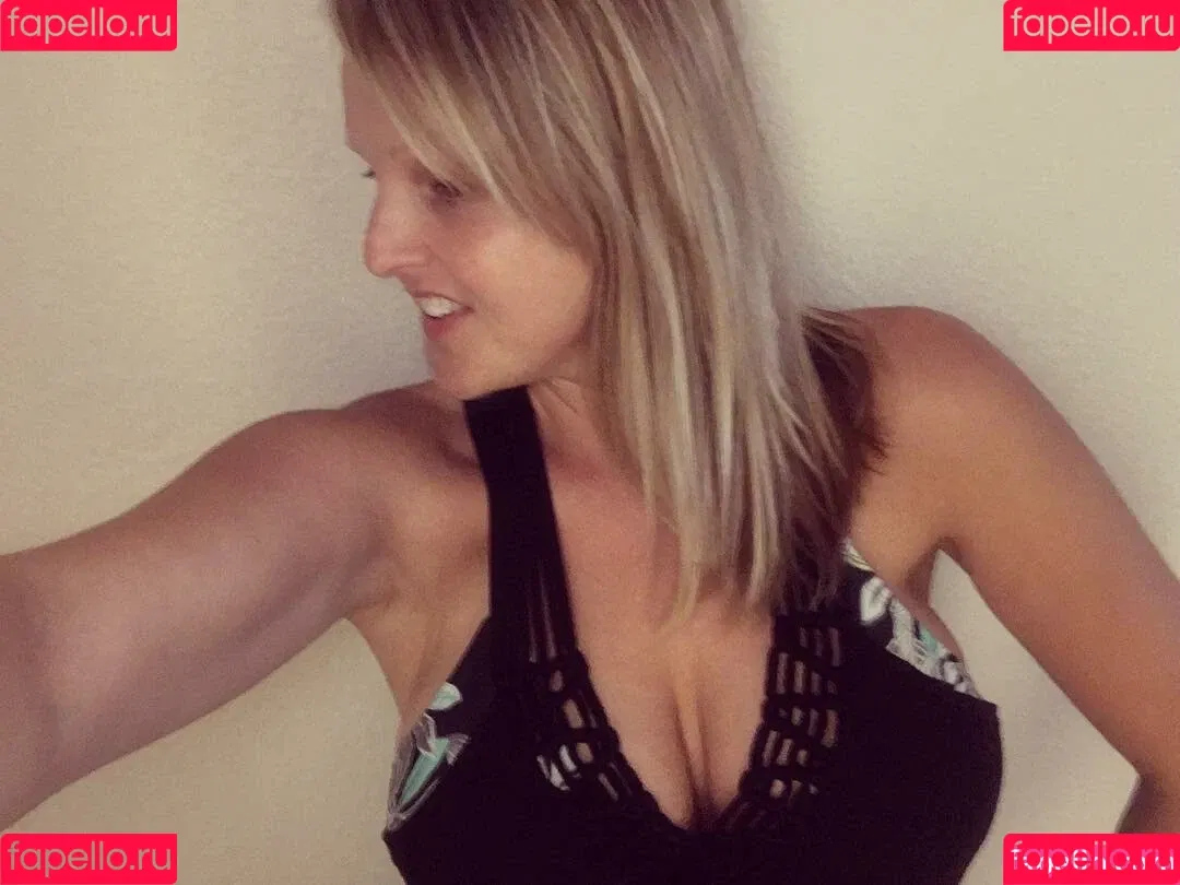 HealthyHappyFitandProud Onlyfans Photo Gallery 