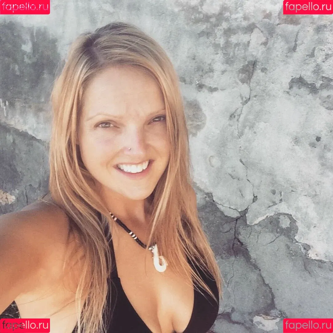 HealthyHappyFitandProud Onlyfans Photo Gallery 