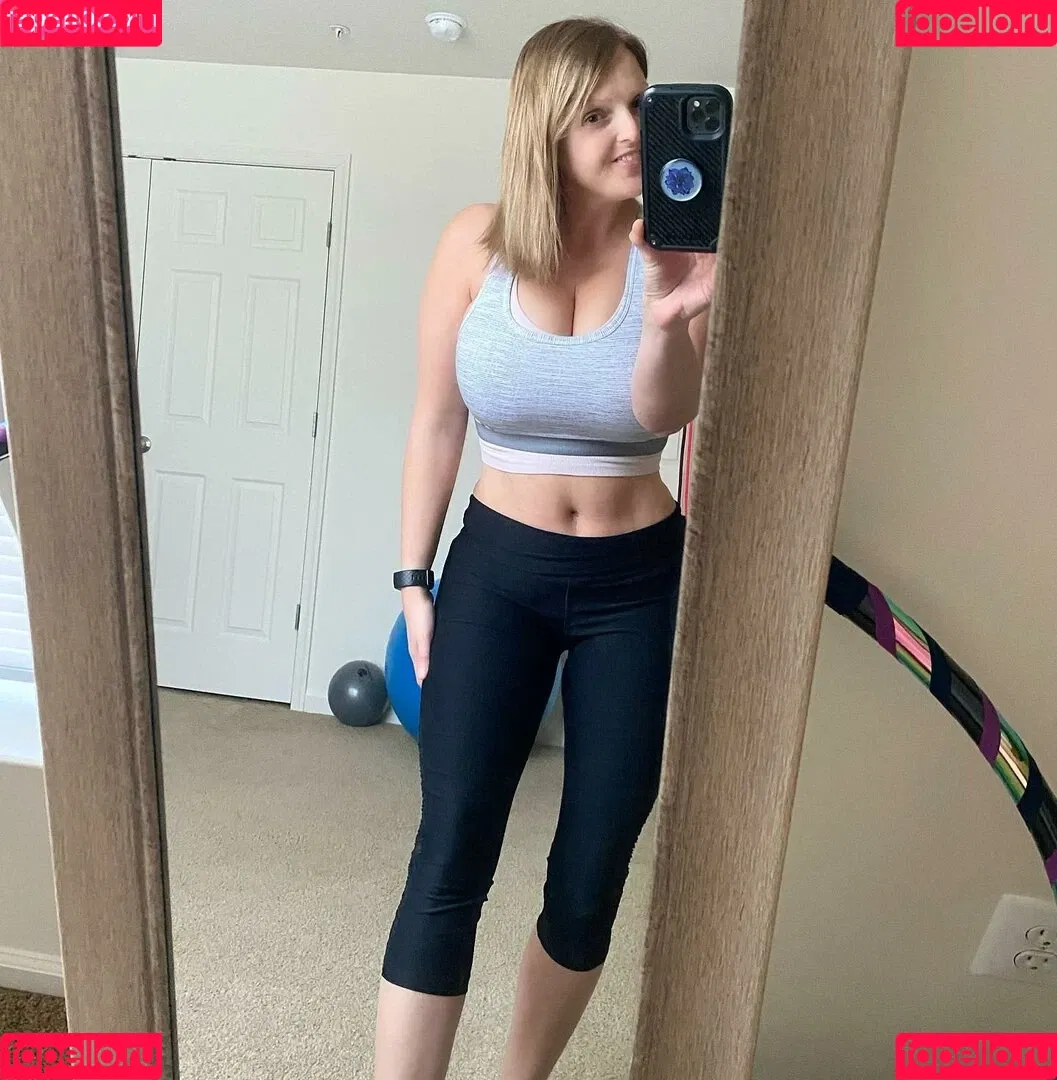 HealthyHappyFitandProud Onlyfans Photo Gallery 