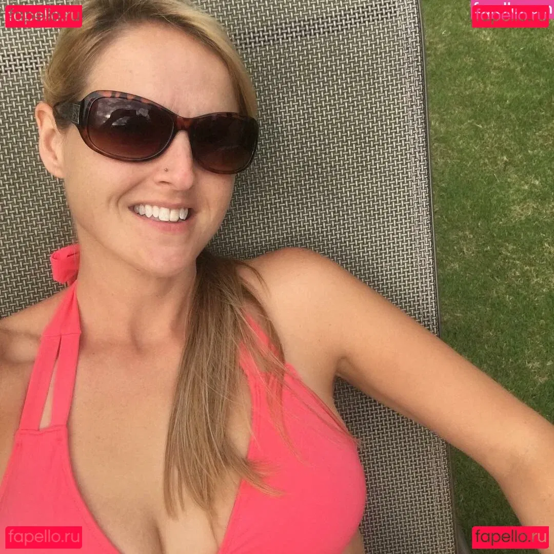 HealthyHappyFitandProud Onlyfans Photo Gallery 