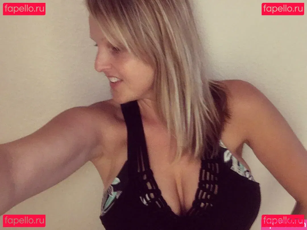 HealthyHappyFitandProud Onlyfans Photo Gallery 