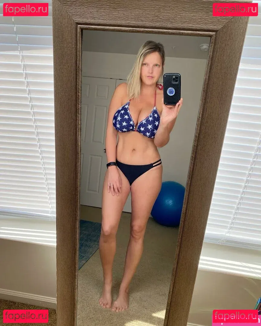 HealthyHappyFitandProud Onlyfans Photo Gallery 