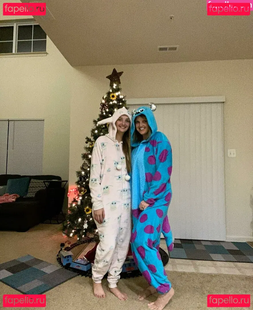 HealthyHappyFitandProud Onlyfans Photo Gallery 