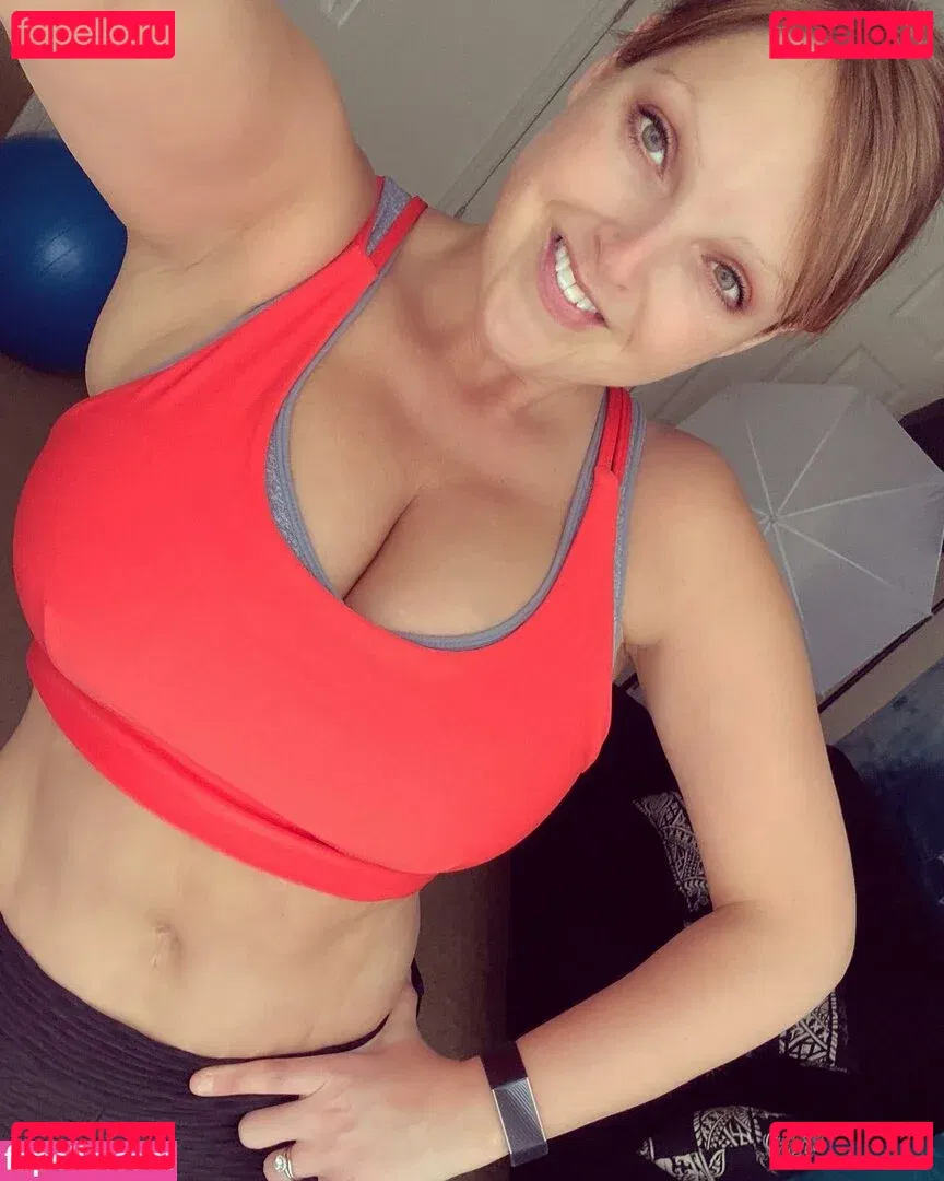 HealthyHappyFitandProud Onlyfans Photo Gallery 