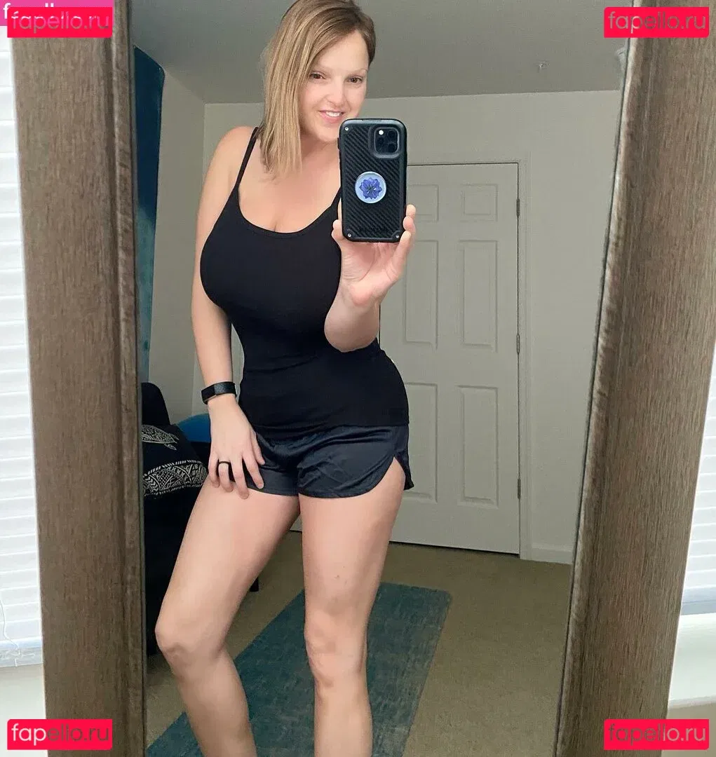 HealthyHappyFitandProud Onlyfans Photo Gallery 