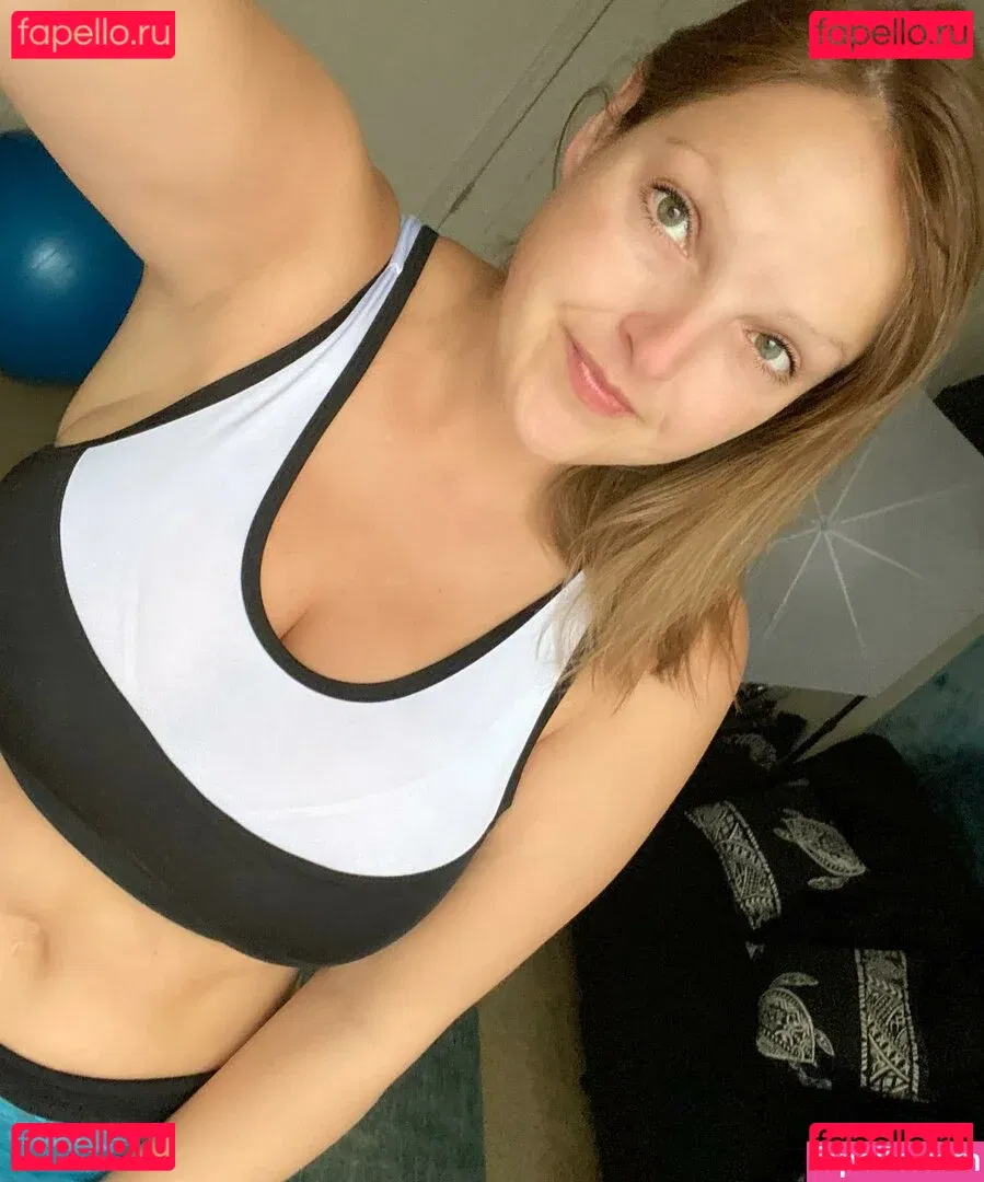 HealthyHappyFitandProud Onlyfans Photo Gallery 