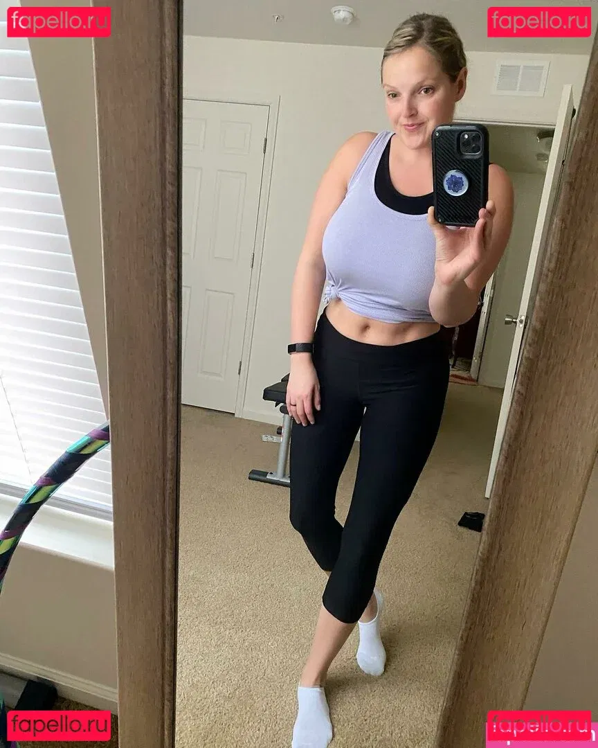 HealthyHappyFitandProud Onlyfans Photo Gallery 