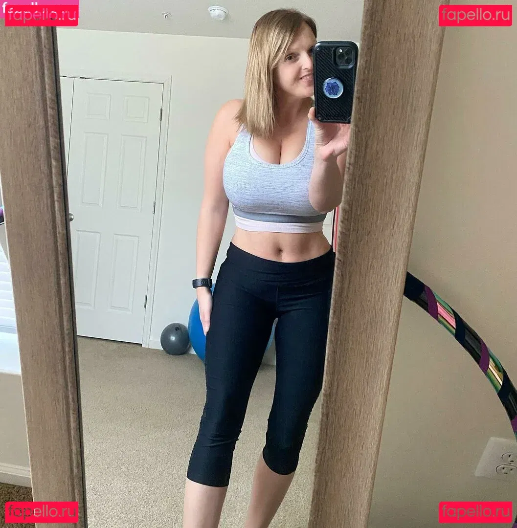 HealthyHappyFitandProud Onlyfans Photo Gallery 