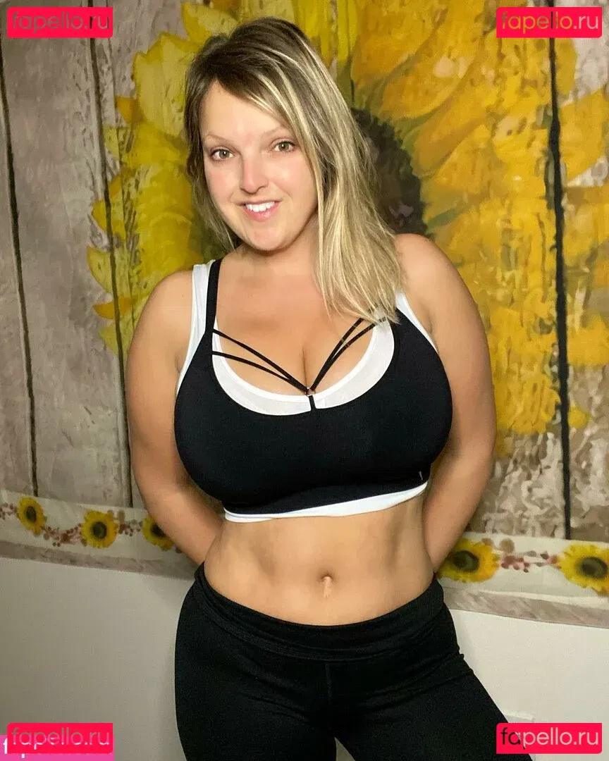 HealthyHappyFitandProud Onlyfans Photo Gallery 