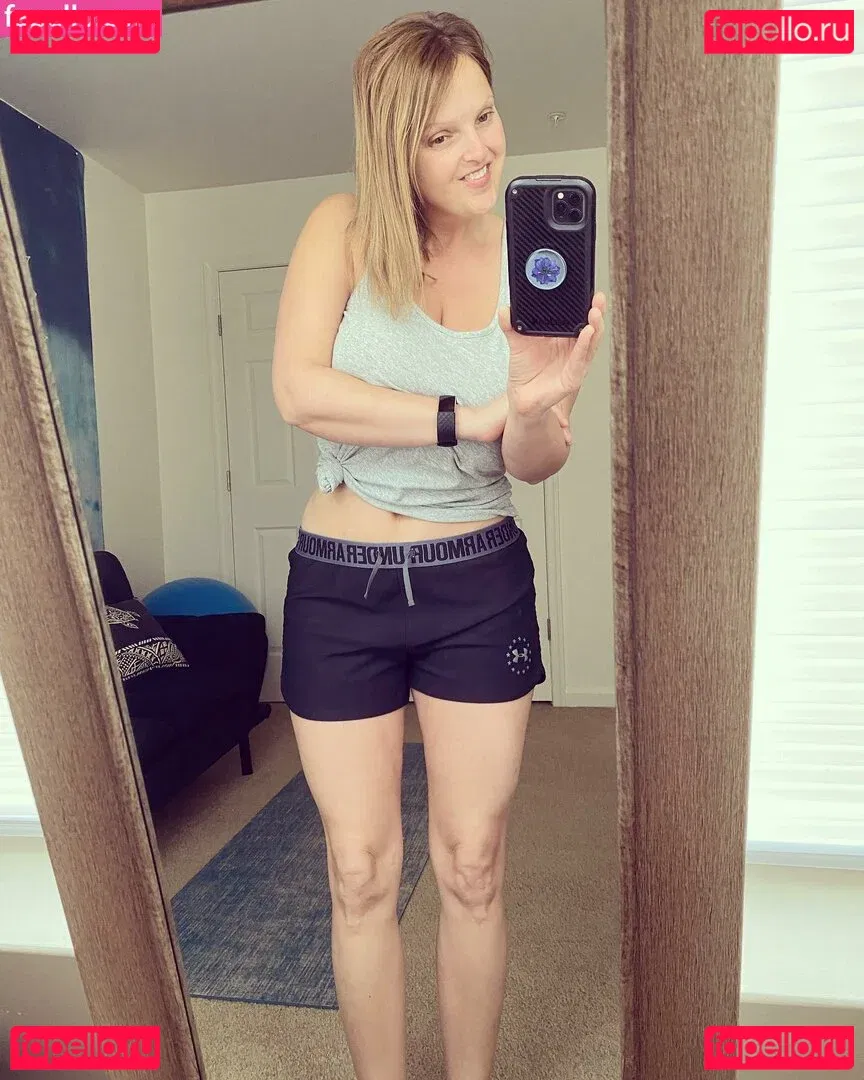 HealthyHappyFitandProud Onlyfans Photo Gallery 