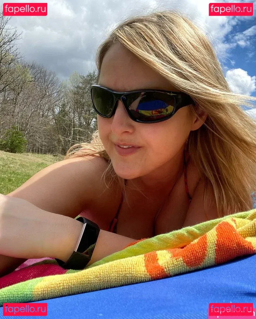 HealthyHappyFitandProud Onlyfans Photo Gallery 