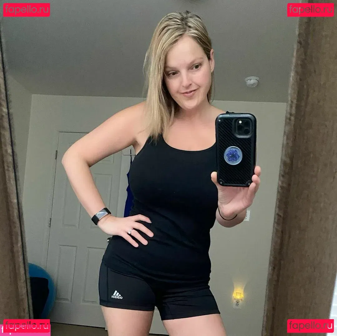 HealthyHappyFitandProud Onlyfans Photo Gallery 