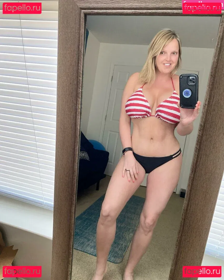 HealthyHappyFitandProud Onlyfans Photo Gallery 