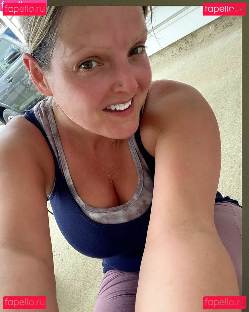 HealthyHappyFitandProud Onlyfans Photo Gallery 