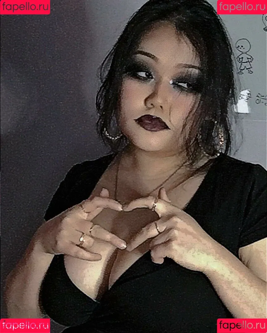 mei._.meng Onlyfans Photo Gallery 
