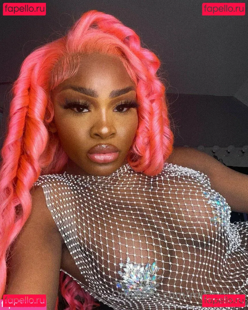 milandior3 Onlyfans Photo Gallery 