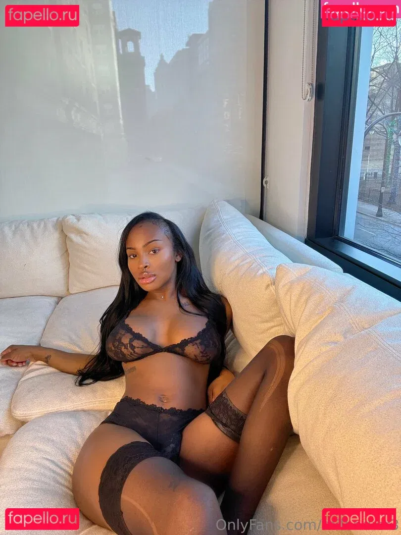 milandior3 Onlyfans Photo Gallery 