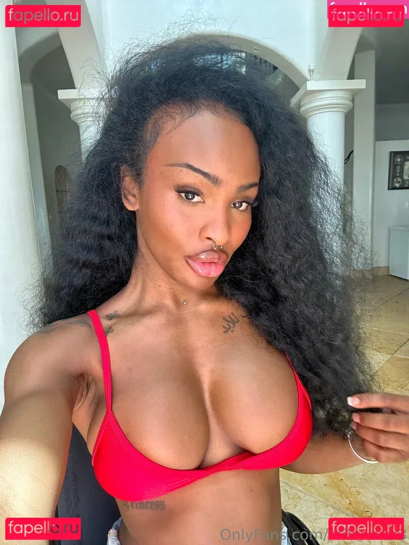 milandior3 Onlyfans Photo Gallery 