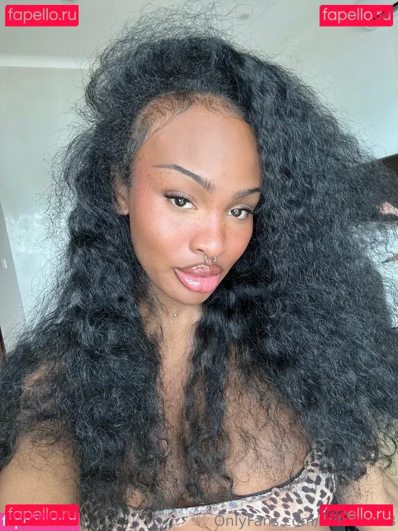 milandior3 Onlyfans Photo Gallery 