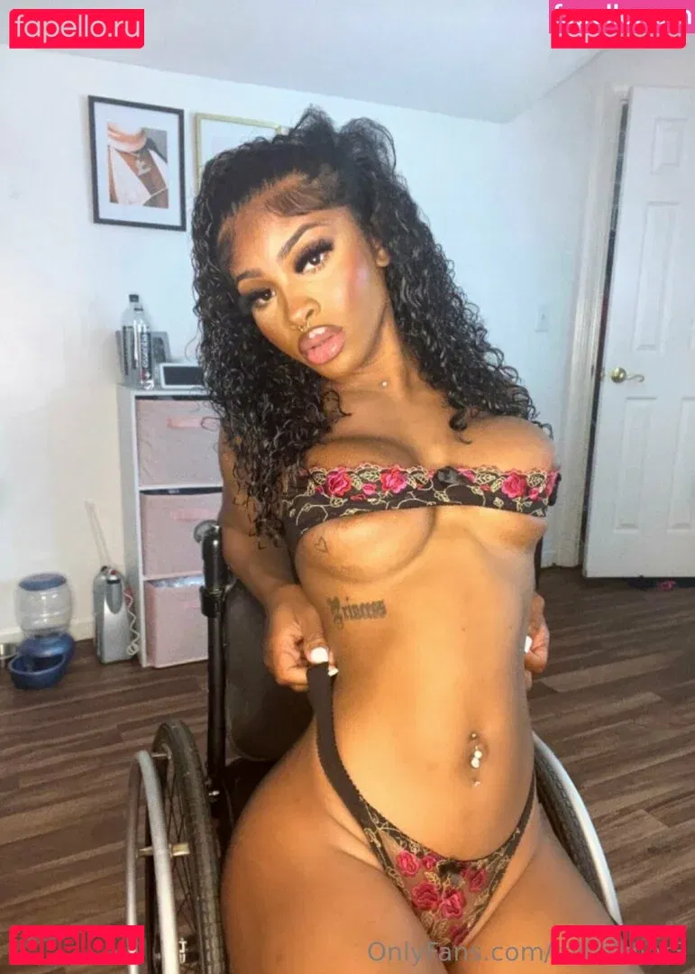 milandior3 Onlyfans Photo Gallery 