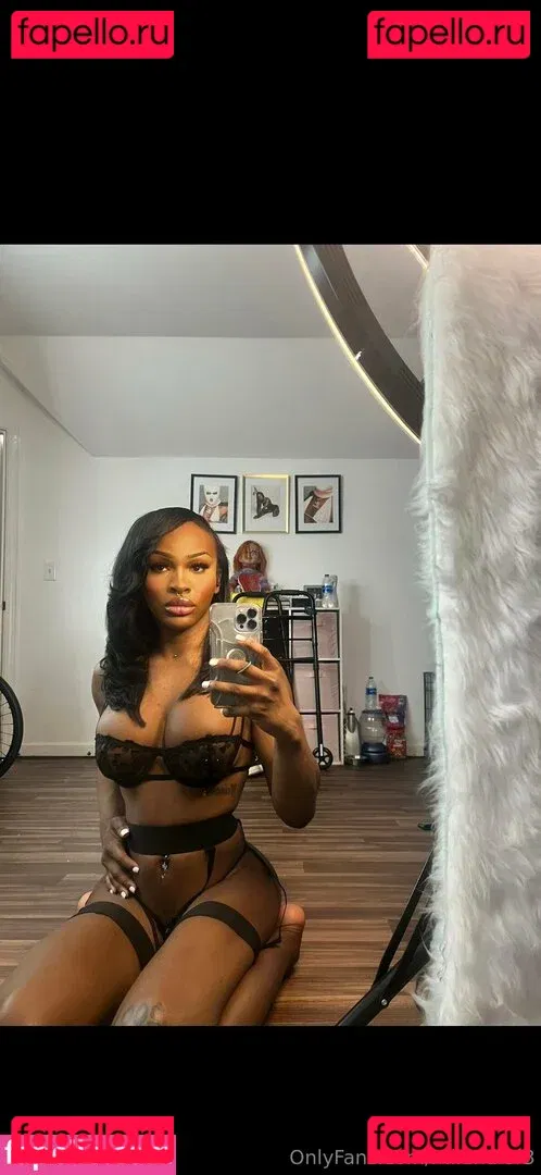 milandior3 Onlyfans Photo Gallery 