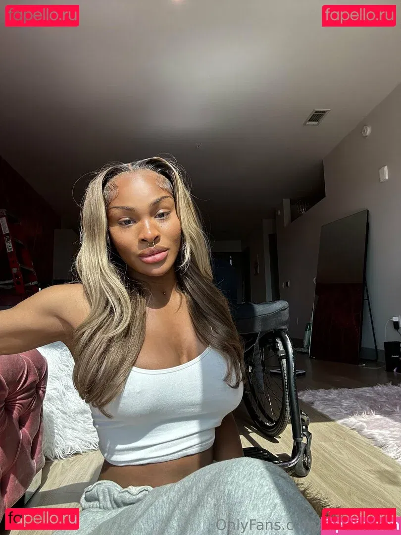 milandior3 Onlyfans Photo Gallery 