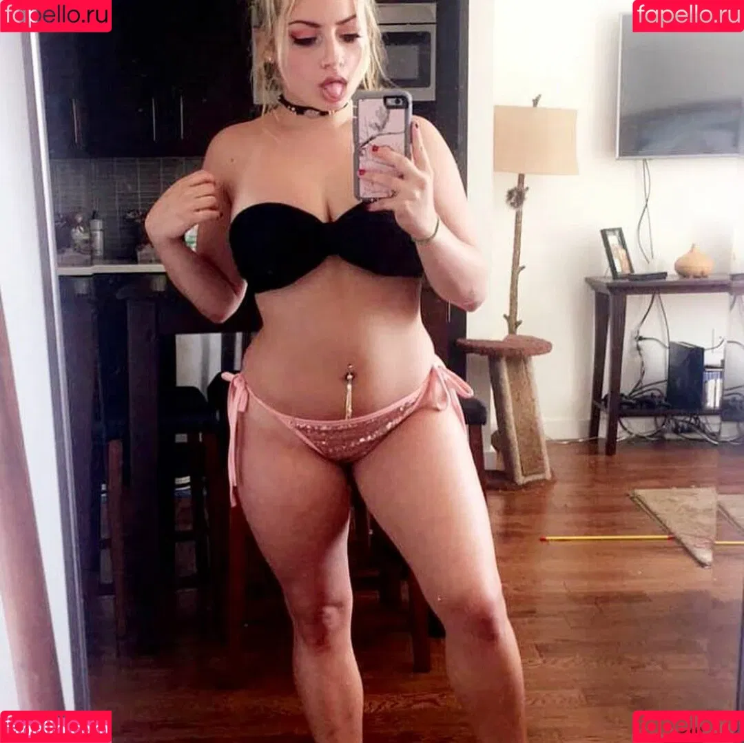 Ali Cortese Onlyfans Photo Gallery 