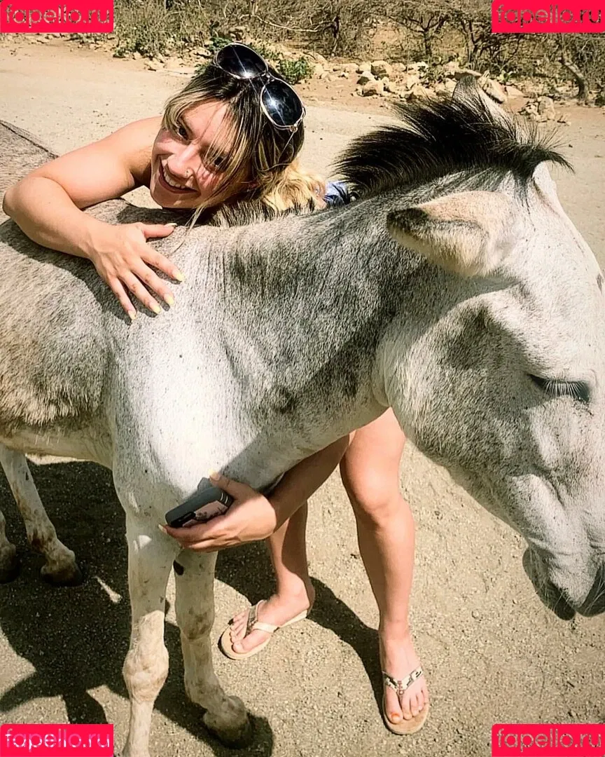 Ali Cortese Onlyfans Photo Gallery 