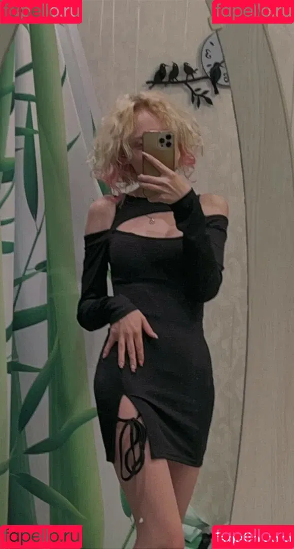 Romanowwa Onlyfans Photo Gallery 