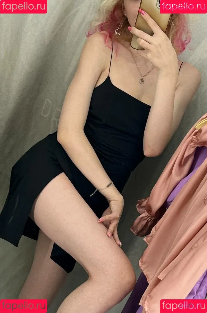 Romanowwa Onlyfans Photo Gallery 