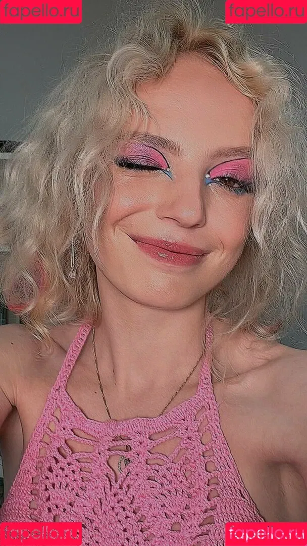 Romanowwa Onlyfans Photo Gallery 