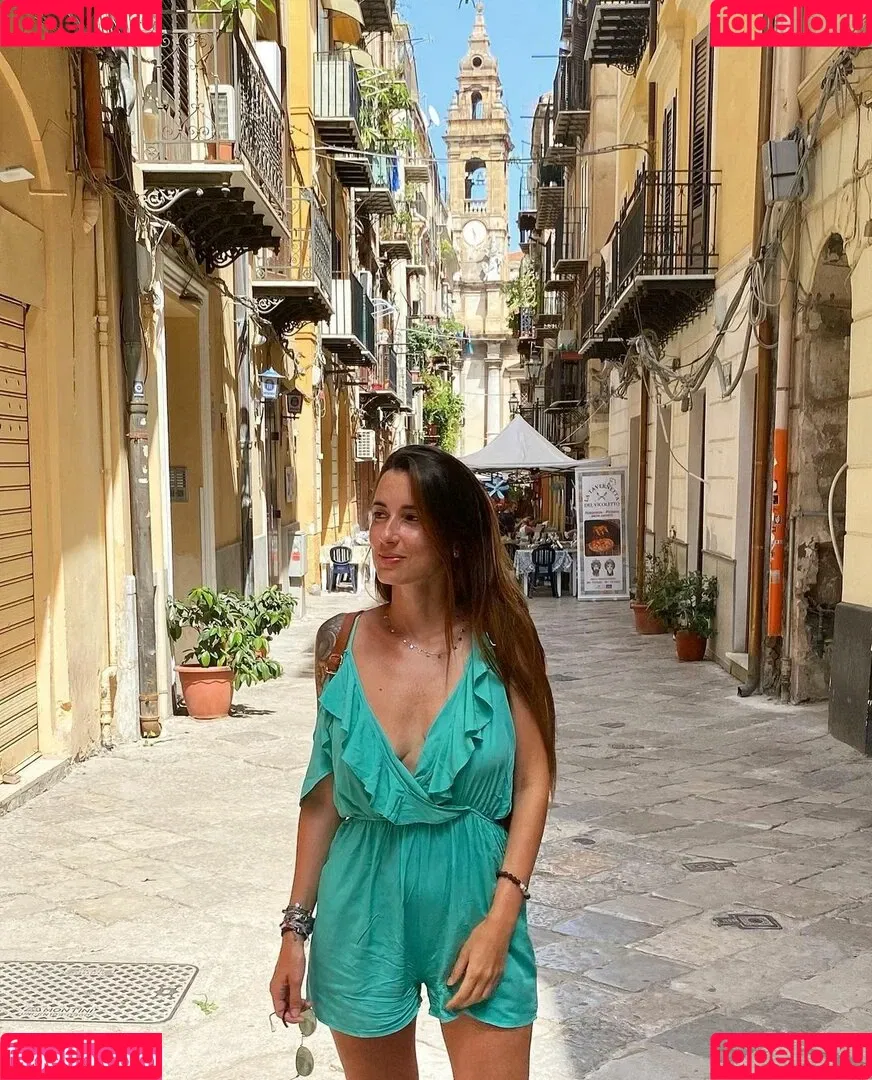 Alice Ippoliti Onlyfans Photo Gallery 