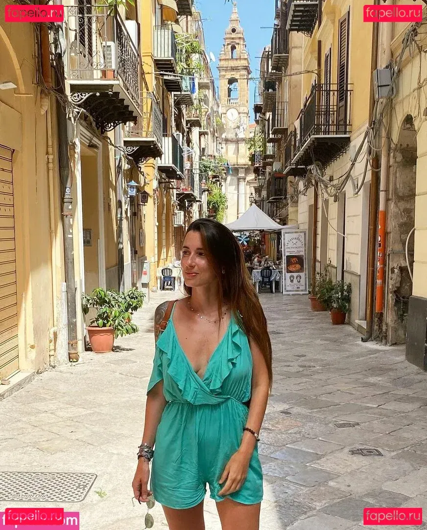 Alice Ippoliti Onlyfans Photo Gallery 