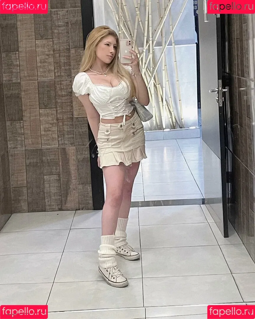 Emy Gasparotti Onlyfans Photo Gallery 