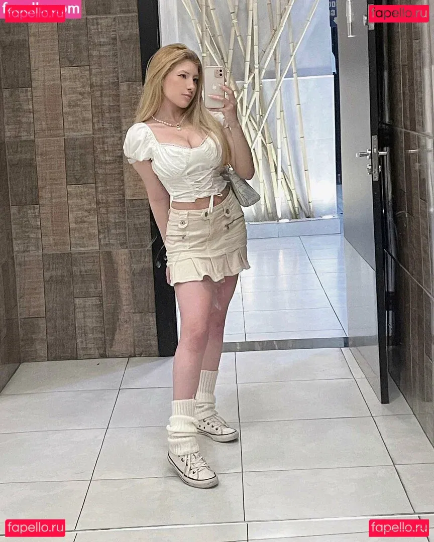 Emy Gasparotti Onlyfans Photo Gallery 