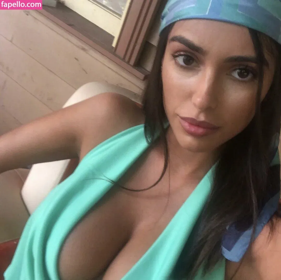 Bianca Censori Onlyfans Photo Gallery 