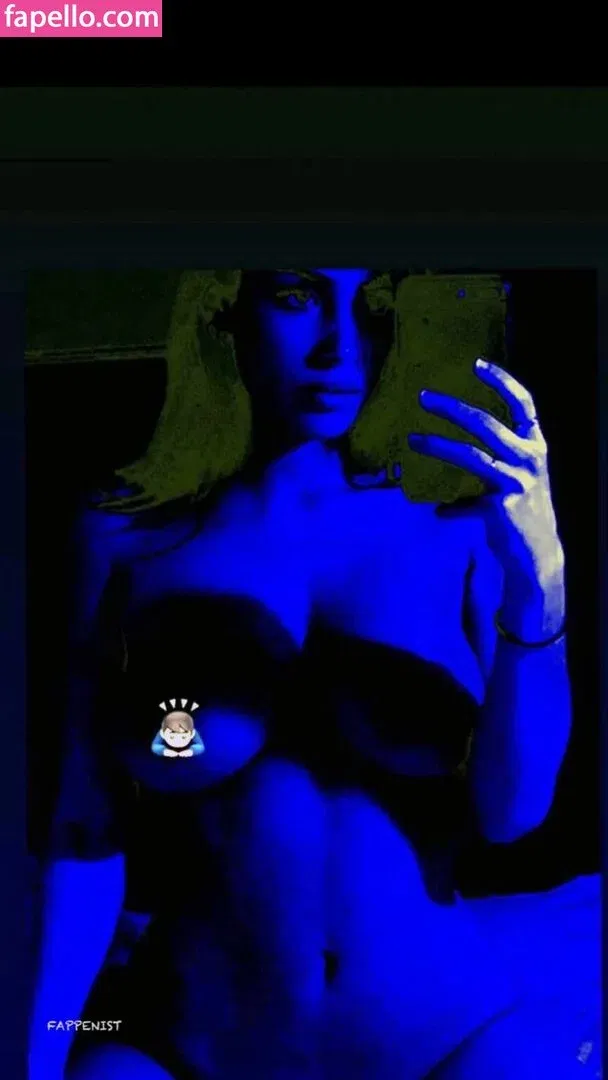 Bianca Censori Onlyfans Photo Gallery 