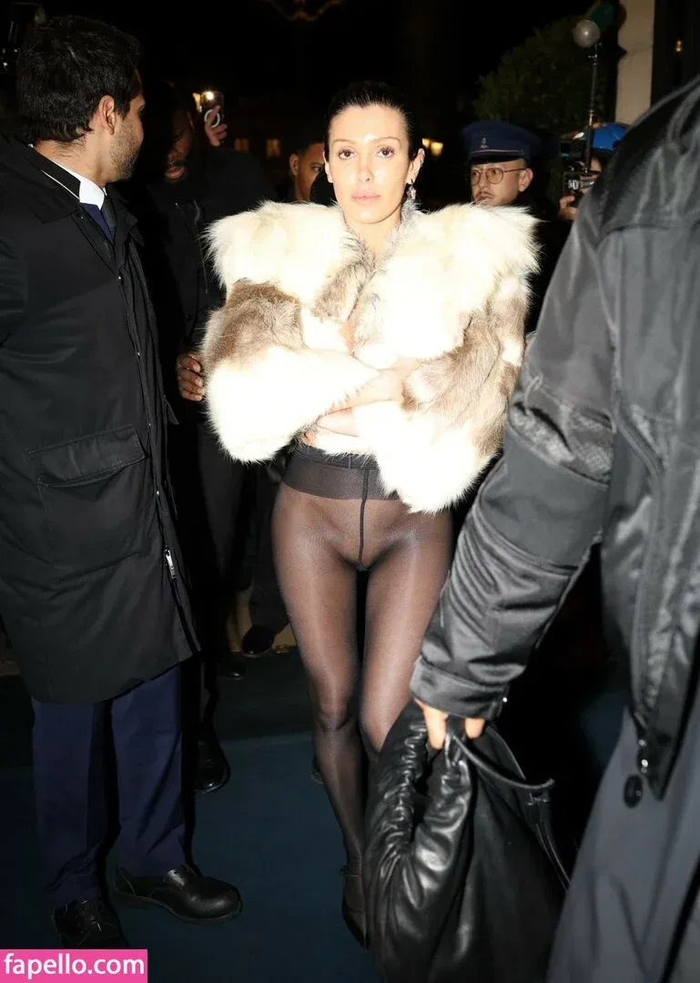 Bianca Censori Onlyfans Photo Gallery 