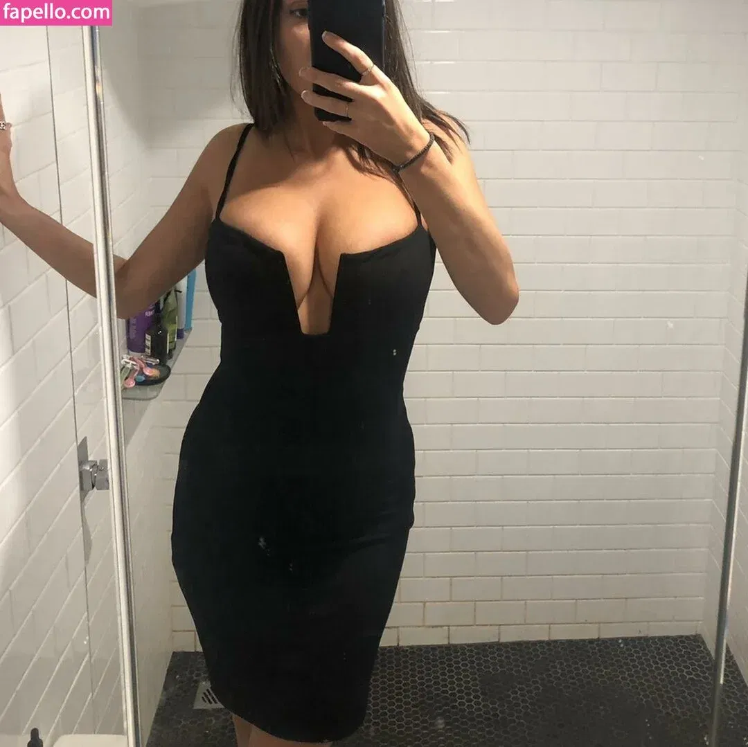 Bianca Censori Onlyfans Photo Gallery 