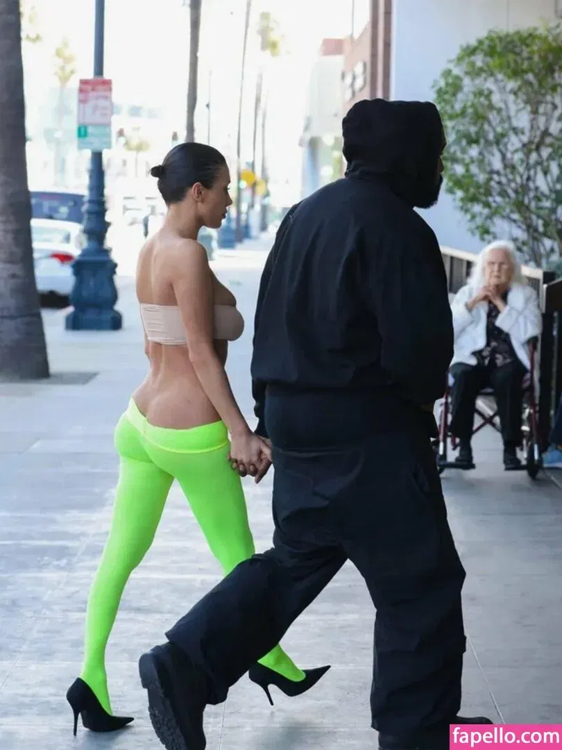 Bianca Censori Onlyfans Photo Gallery 