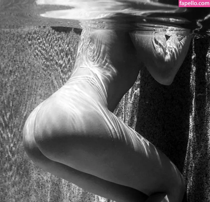 Bianca Censori Onlyfans Photo Gallery 