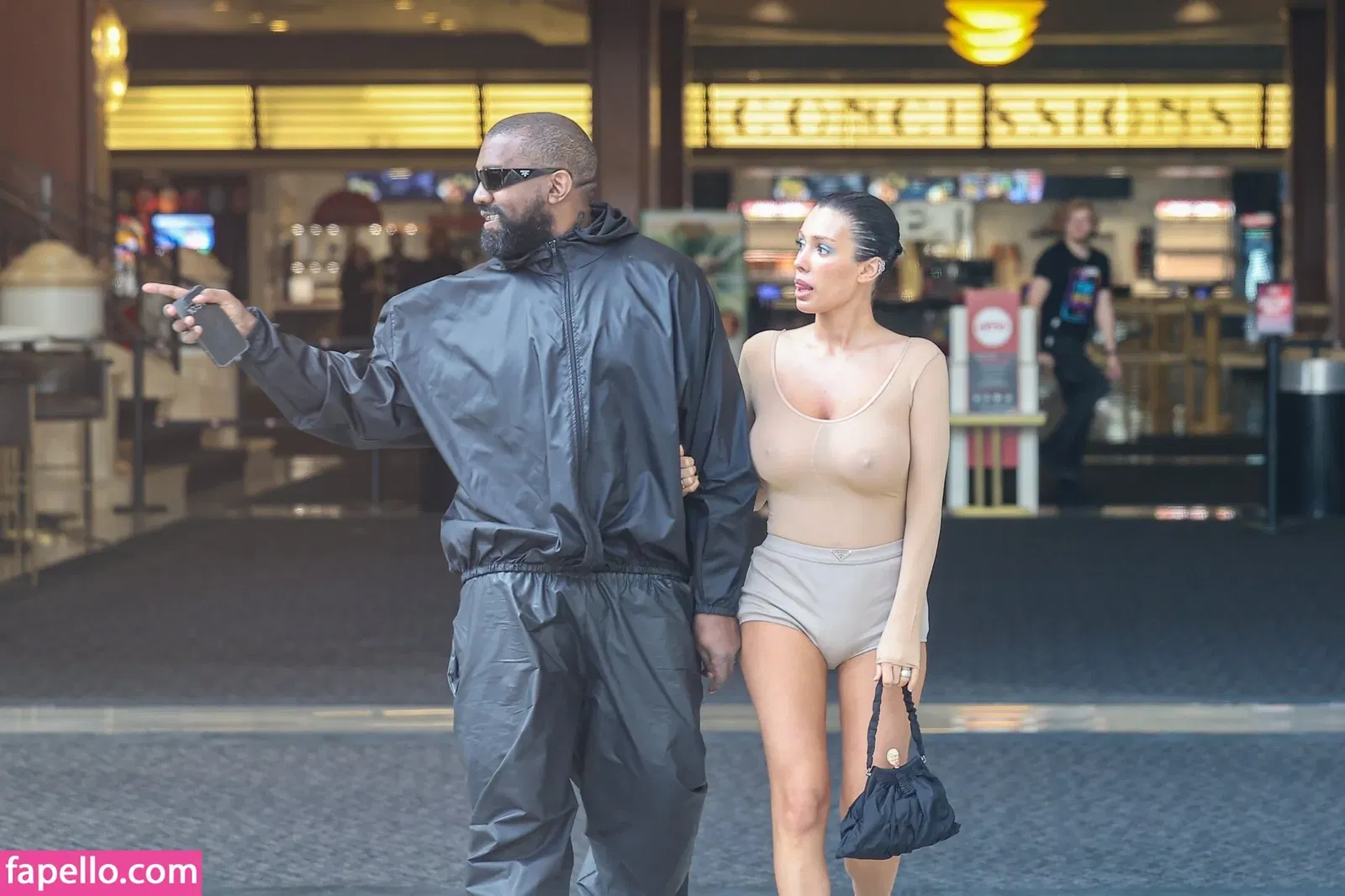 Bianca Censori Onlyfans Photo Gallery 