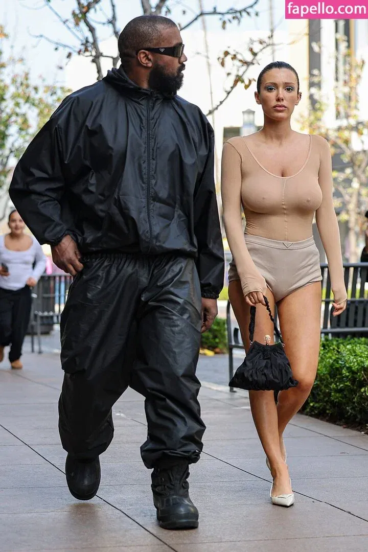 Bianca Censori Onlyfans Photo Gallery 