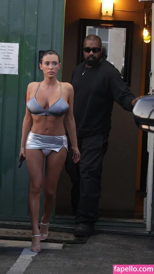 Bianca Censori Onlyfans Photo Gallery 