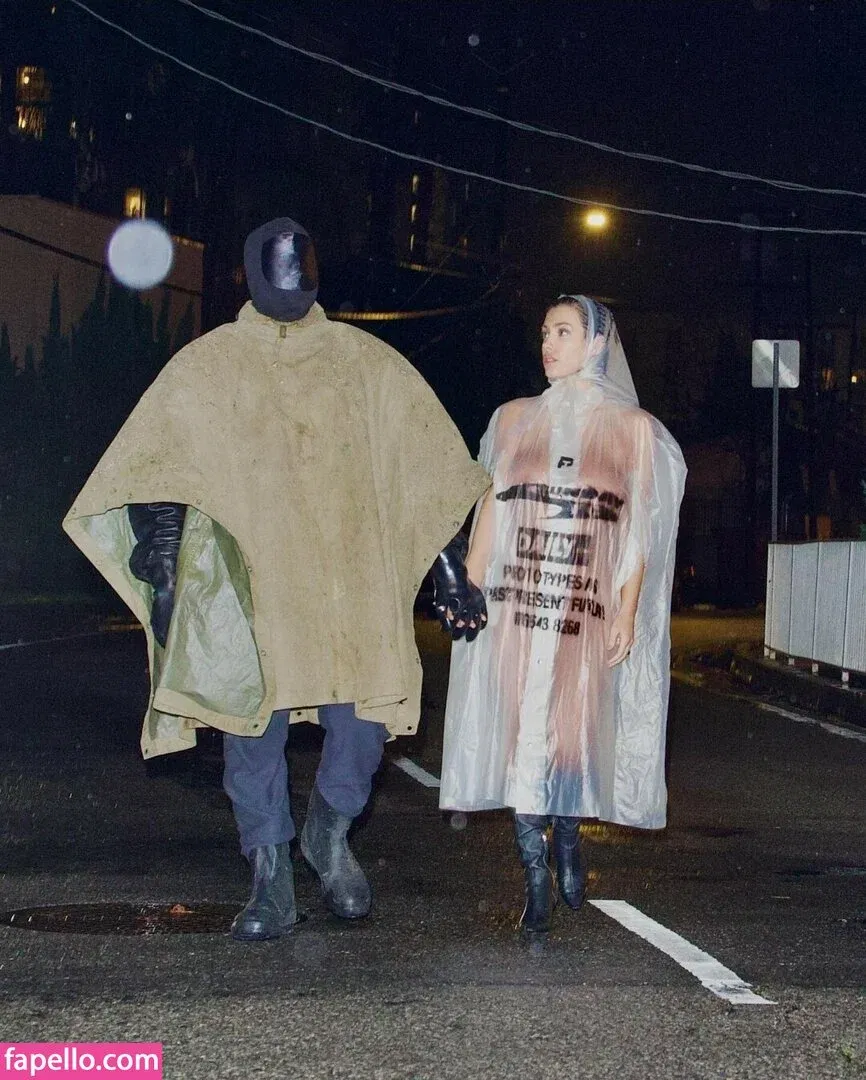 Bianca Censori Onlyfans Photo Gallery 