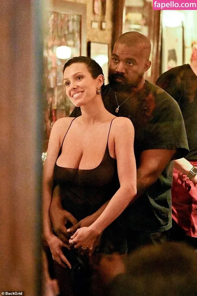 Bianca Censori Onlyfans Photo Gallery 