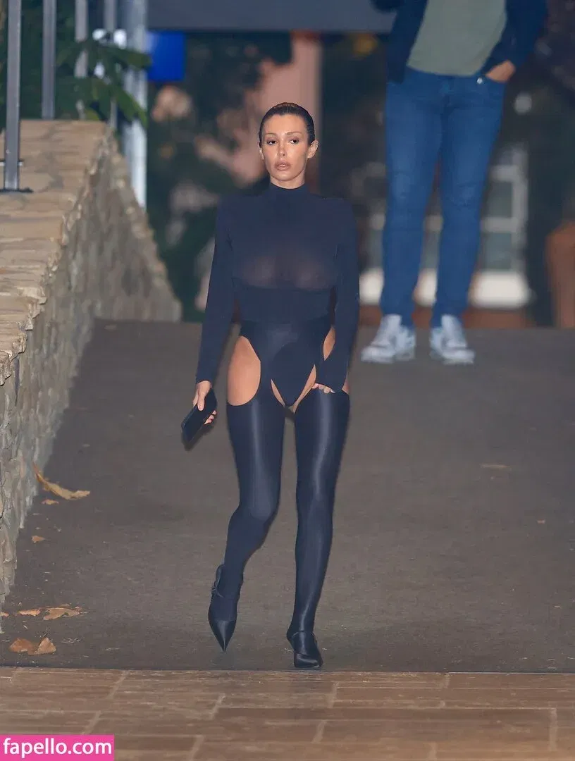 Bianca Censori Onlyfans Photo Gallery 